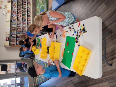 Children putting LEGOs together